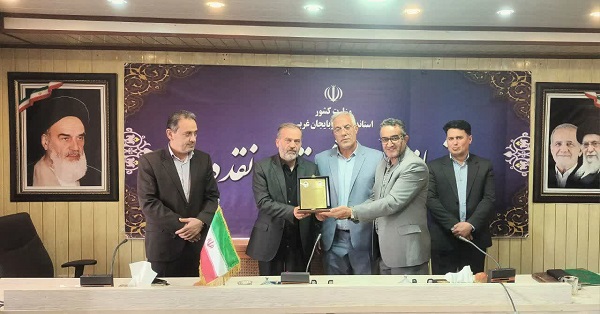 جلسه هم‌اندیشی اعضای شوراهای اسلامی شهرستان نقده با فرماندار